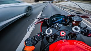 BMW S1000RR HATES TRAFFIC | IN A RUSH
Well... we finally made the move! Im excited to be in Texas for quite some time, which means tons of more videos coming soon! Stay tuned as well for some other big announcements!
SHOP MERCH HERE
https://www.fastflowkc.com/
Join the discord!
https://discord.com/invite/fastflow
Check out the best casual riding gear out! USE CODE: FASTFLOW TO SAVE
https://www.nbtclothing.com/
Bluetooth for your helmet on the market - USE CODE: FASTFLOW TO SAVE
https://cardosystems.com/
Custom Aftermarket fairings - USE CODE: FASTFLOW TO SAVE
https://amotopart.com/
Follow me on Instagram
https://www.instagram.com/fastflowkc/
Guests in Todays videos:
@Zx10mezz
@s1krrafa
@reckless_audacity
Ducati Panigale V4R
Ducati Panigale V4 Superleggera
Ducati Panigale V4S
Ducati Panigale V2
Ducati Streetfighter V4S
Yamaha R1M
Yamaha R1
Honda cbr1000rrr SP
BMW S1000rr
BMW M1000rr
Kawasaki ZX10r
Aprilia RSV4 1100 Factory
Bimota Tesi H2 SP
Kawasaki Ninja H2
Yamaha M1
Daytona Triumph 675r
Kawasaki ZX14r
Suzuki GSXR 1000
Yamaha MT09
KTM RC8 1190
BMW HP4 BMW S1000RR HATES TRAFFIC | IN A RUSH