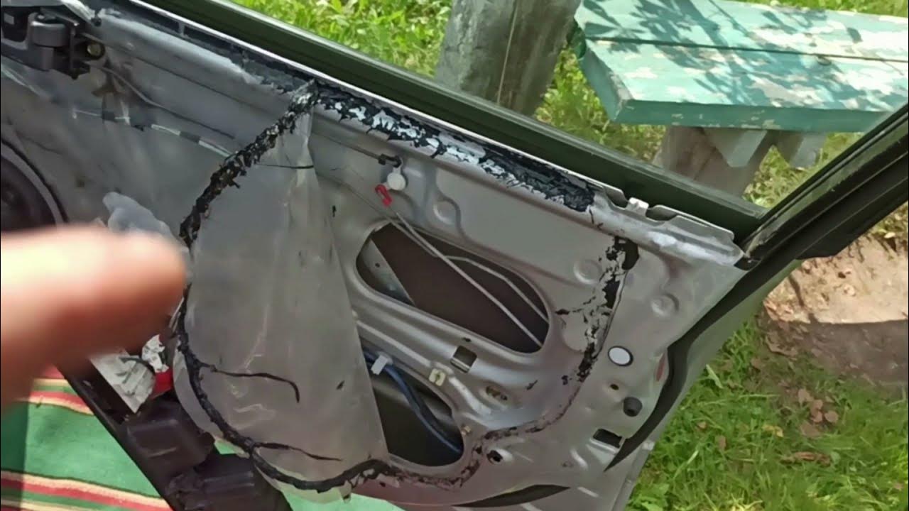 Как снять обшивку передней двери на Caldina - Toyota Caldina (210), 2 л, 2000 го