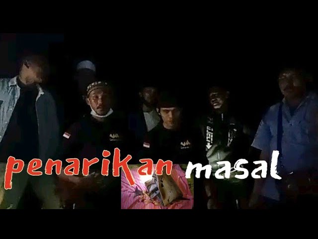 PENARIKAN MASAL|| DI MAKAM GUNUNG RAJA BASA class=