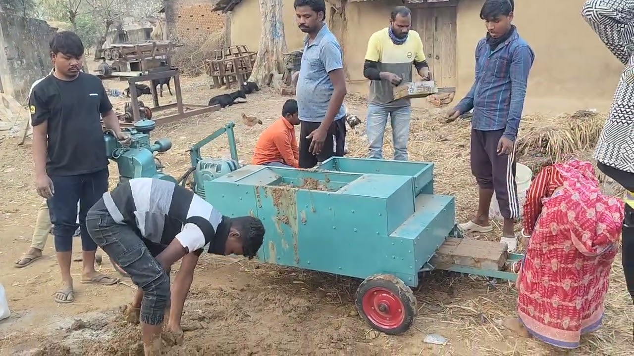 मिट्टी की रोटी बनाने की मशीन Clay brick making machine
