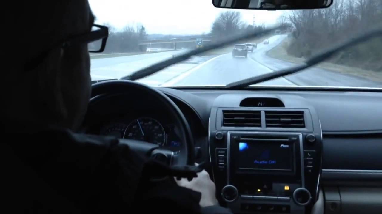 2014 Toyota Camry LE Test Drive - Road Noise Test - Highway 0 to 50 MPH