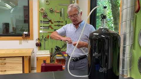 The Fermtech aPour - Siphon & Filling