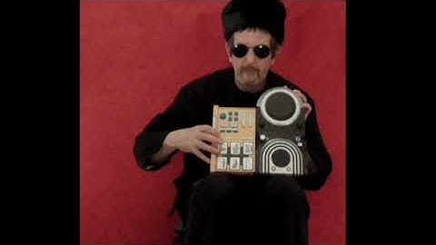 Bor Berzerka Erhu and Circuit Bent DJ Mixer