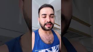 Kadi̇r Ezi̇ldi̇ Yaptiği Gaf Sonrasi Özür Di̇ledi̇