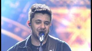 Cristiano Araújo - Caso Indefinido (In The Cities DVD) [Brazilian Music]