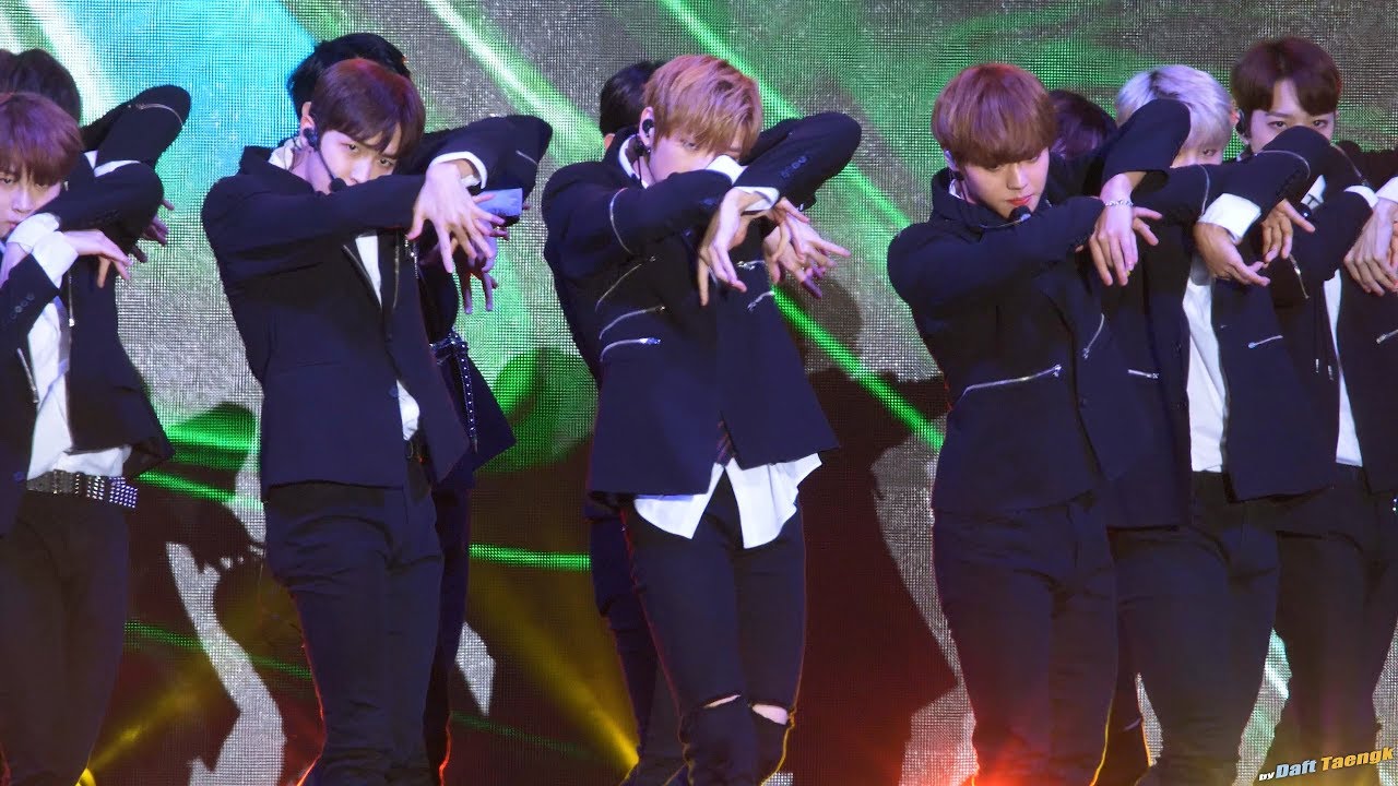 181006 강다니엘 Kang Daniel 워너원 Wanna One '켜줘 Light' 4K 60P 직캠 @강남페스티벌 by DaftTaengk