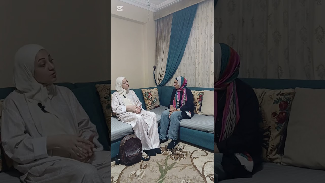 مرات اخويا كسفتنى قدام صحبتى ...