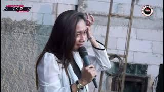 Download lagu ANTARA TEMAN DAN KASIH CHIKA ANGGEL