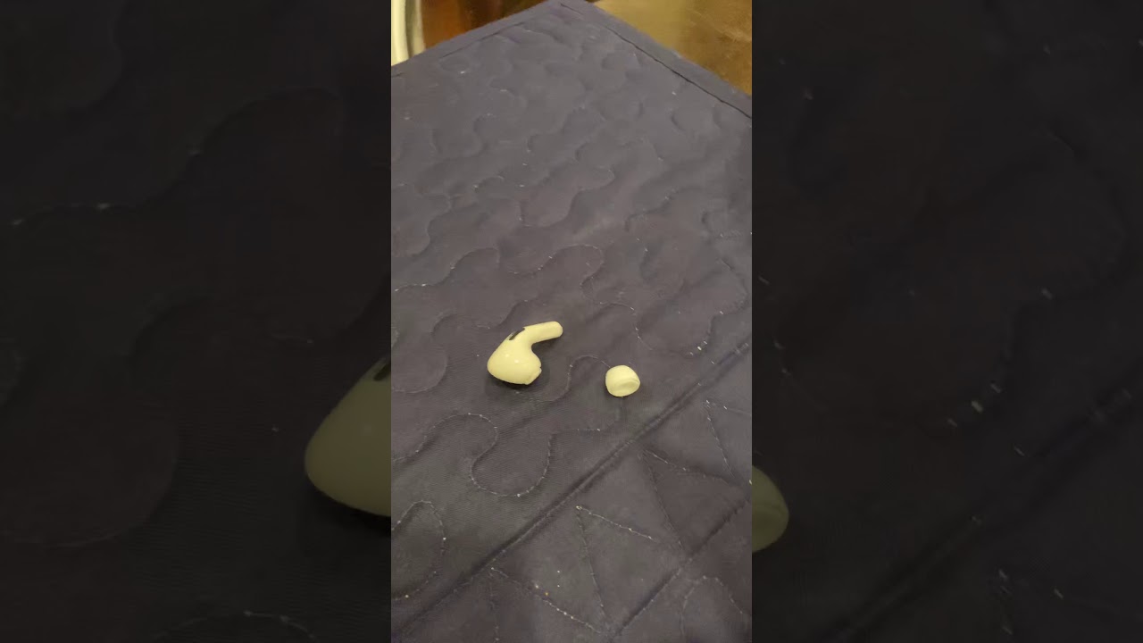 AirPod Pro Tip Replacement Struggle