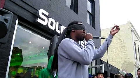 Icon the Mic King Blindfolded Freestyle @ SXSW 2010