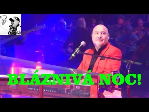 Michal David - Chtěl bych žít tak, jak se má (Bláznivá noc, O2 arena, Praha 2015)