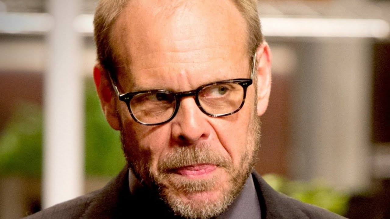 Here's Why The Food Network Canceled Cutthroat Kitchen