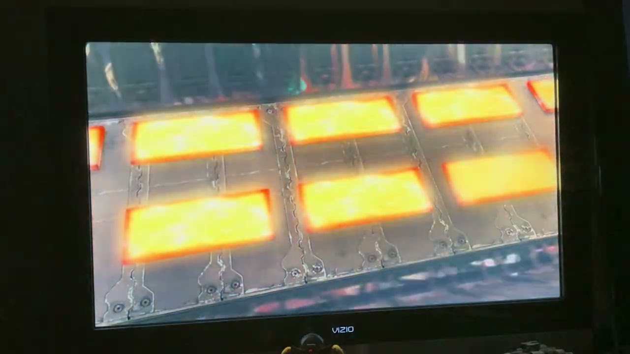 Star Wars Episode II: Attack of the Clones (2002) Widescreen DVD Menu Walkthrough (Disc 1, Geonosis)