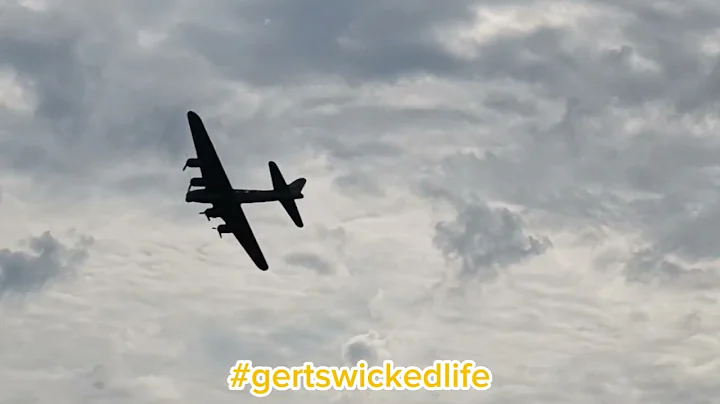 "Sally B" Boeing B-17G Flying Fortress @Sanicole Airshow