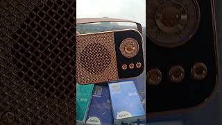Unboxing Retro Speaker