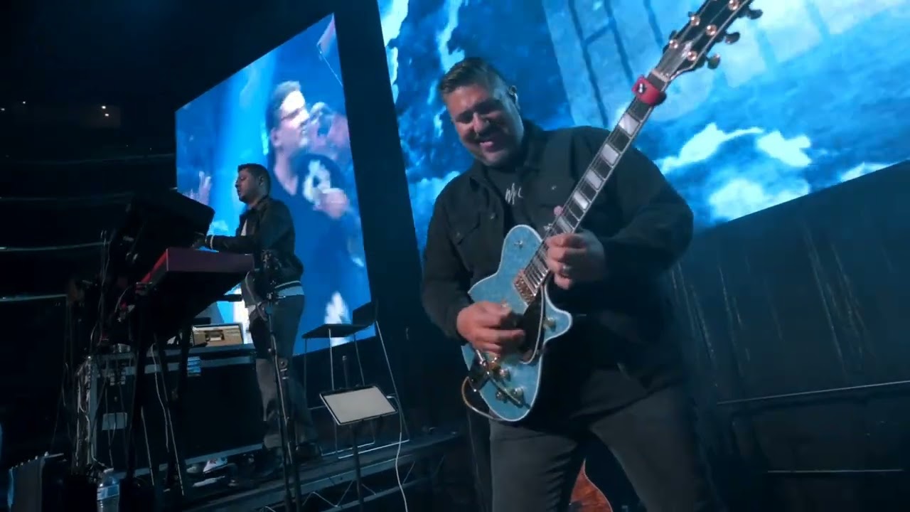 Poderoso Dios & Yeshua (Ft. Gateway Worship Español) En Vivo Álbum Evangelio