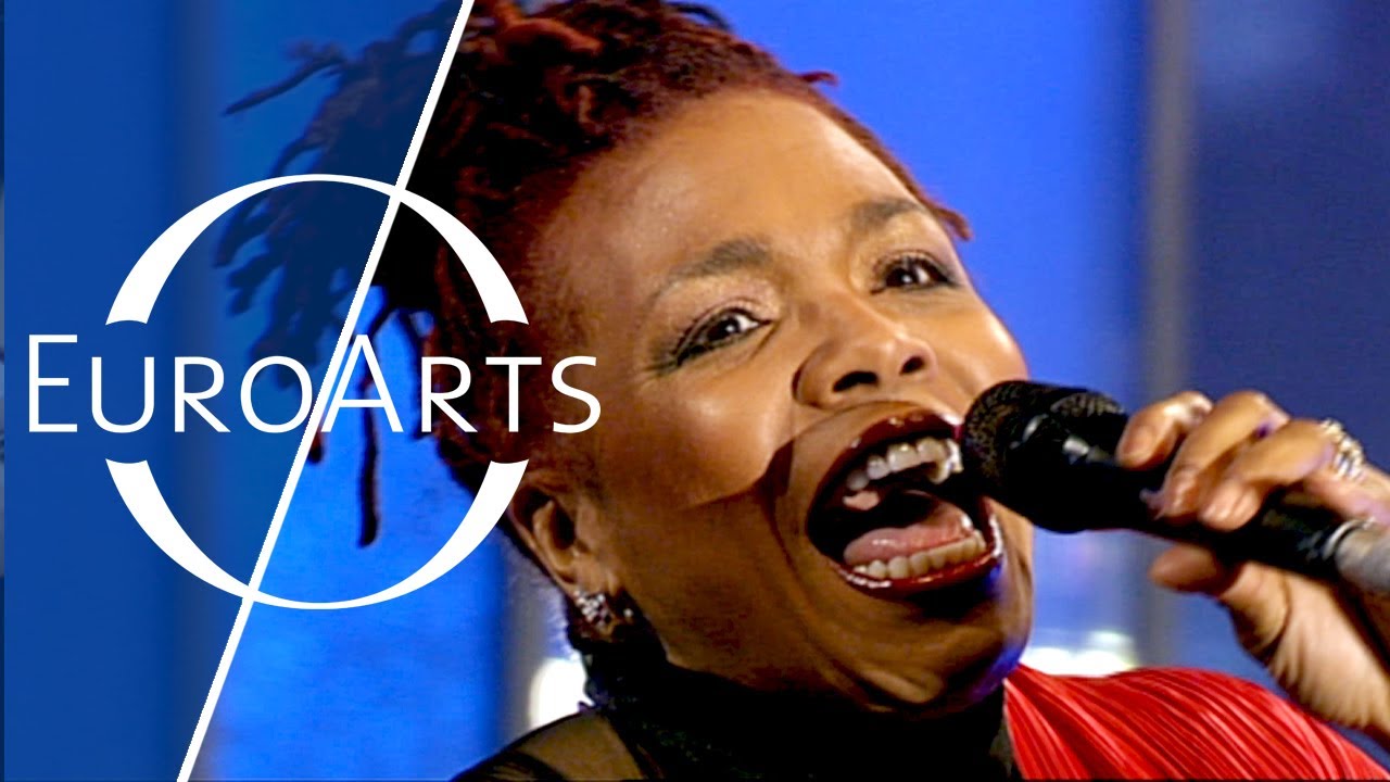 Dee Dee Bridgewater: Speak Low