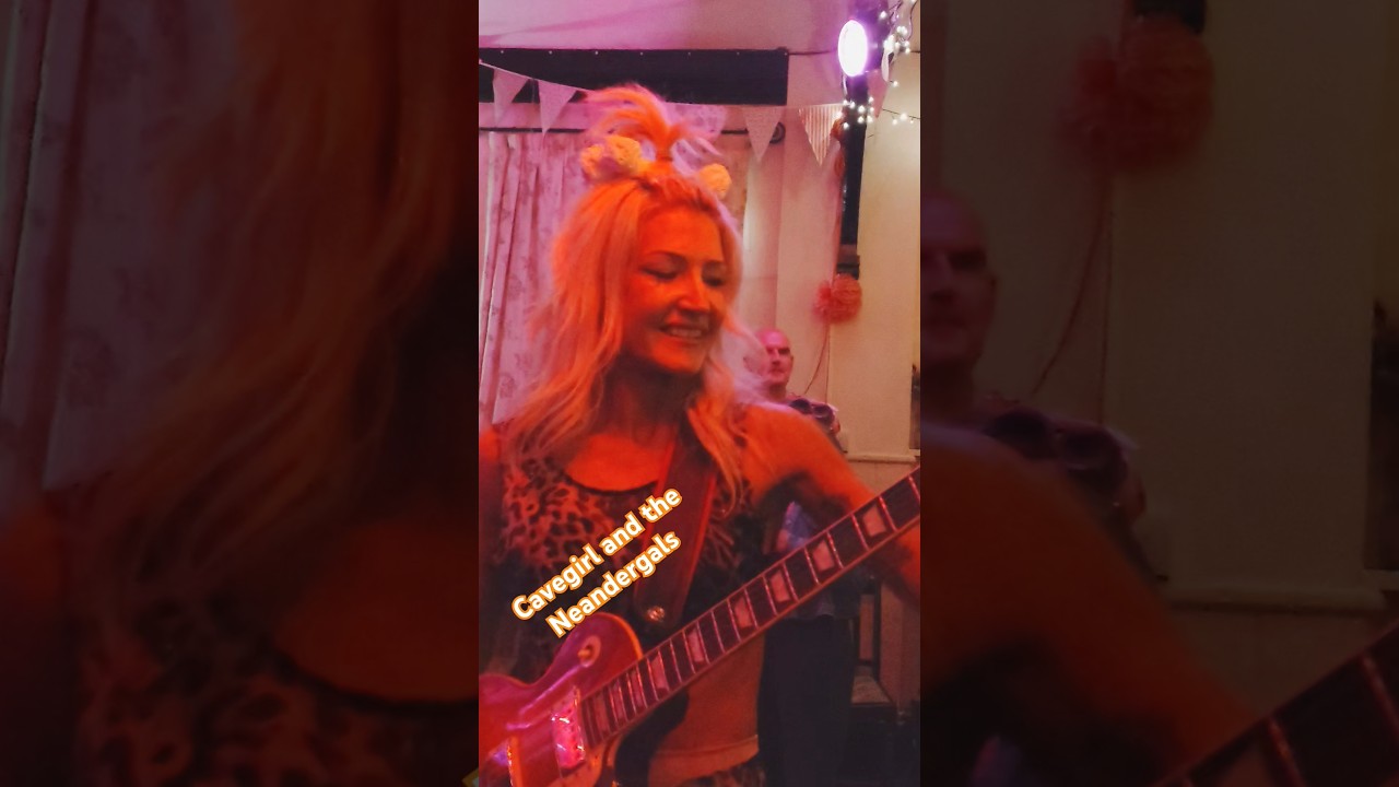 Cavegirl and the Neandergals @ The Anchor, Wingham - 17th May 2025