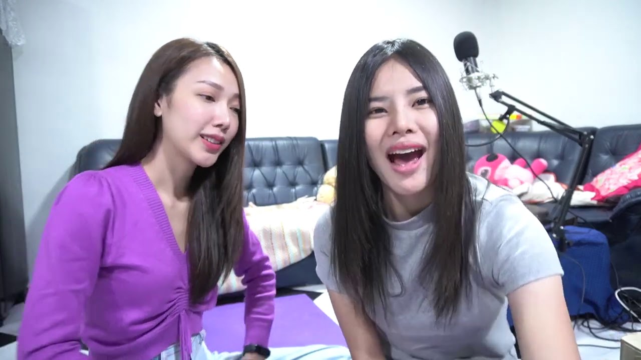 แกะกล่องของใหม่ Ep.18 แฟนคลับสุดกวนส่งของให้ทั้งครอบครัว (แกะกล่องแบบไม่ตัด) | Milyn Jang