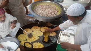 MALPUA RECIPE | Famous Aslam Bhai Malpura Recipe | Hussain Abad Street Food Karachi by Tahir Mehmood