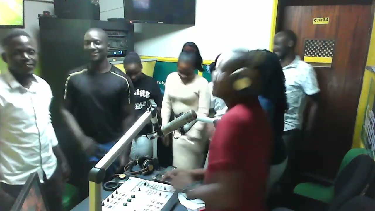 NEYIMBIRA BYANGE SALA WANO PENTAGON GAL NE ALPHABET,NKORERERA KIWATO NE KYENSUTI