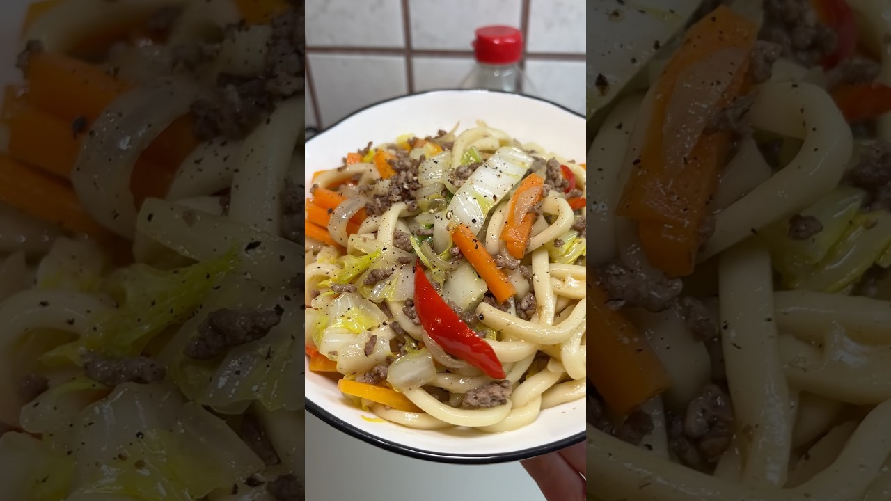 Жареный Удон с овощами и мясом
