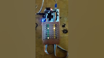 Lampu lalu lintas berbasis AVR microcontroller 8535 dari Y.E.P Elektronika SMK GAMALIEL 1 MADIUN