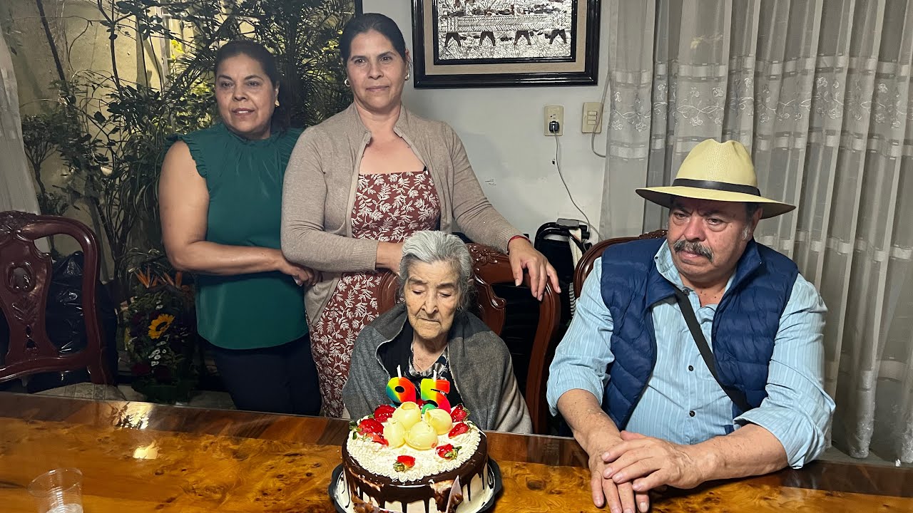 Así CELEBRAMOS los 95 AÑOS de mi MAMÁ 