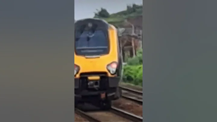 Xc Super Voyager through Dawlish Warren #trains #trainspotting #trainspotter #crosscountry