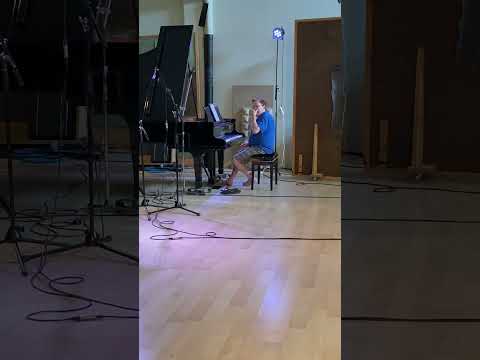 Sonata como un tiento by Joaquim Rodrigo, recording session Mac McClure auf YouTube ansehen
