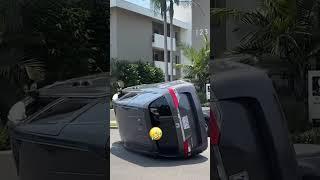 Download Lagu Flipped car on the street, crashing cars on the side !!! MP3