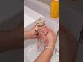 Did you see a little kitten takes its first bath in the water!! 🛁🐾