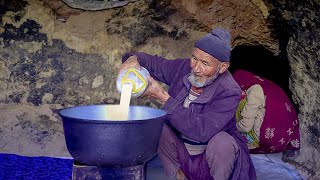 70 Years in a Cave and Their Cooking is Still Fire | Village Life Afghanistan