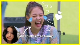 jisoo making jennie laugh for 8 minutes and 40 seconds