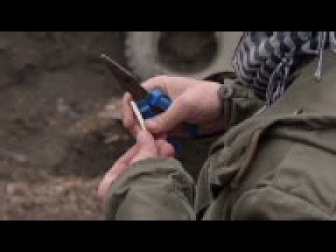 Sappers clear mines in rebel-held Debaltseve