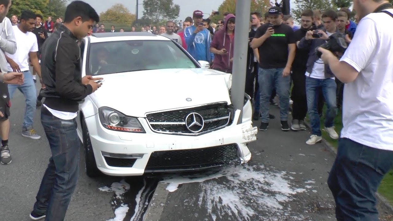 WTF Epic Driving FAILS Caught On Camera! Stupid Drivers 2018