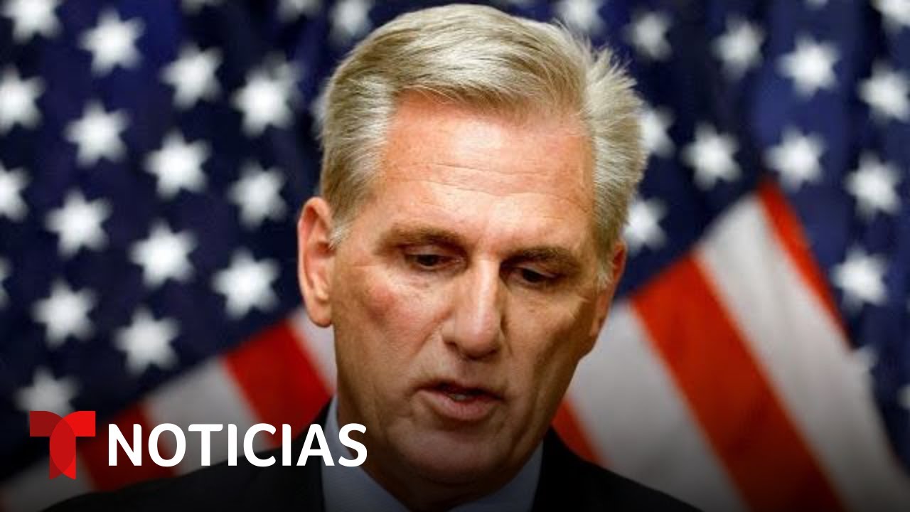 ⁣El expresidente de la Cámara Kevin McCarthy da declaraciones a la prensa