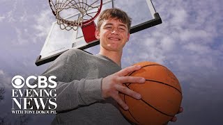 8Th Grader Has The Only Perfect March Madness Bracket Left