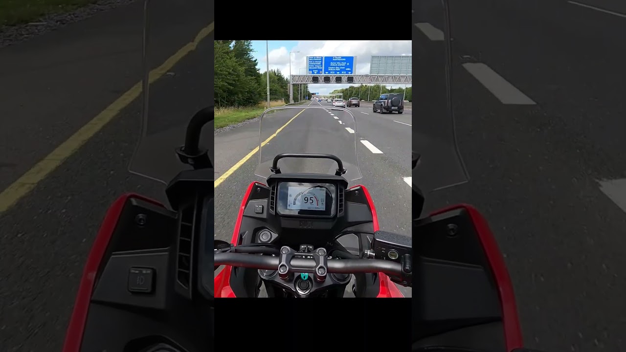 Honda NX500 highway ride is surprisingly comfortable #shorts #nx500 #bikelife