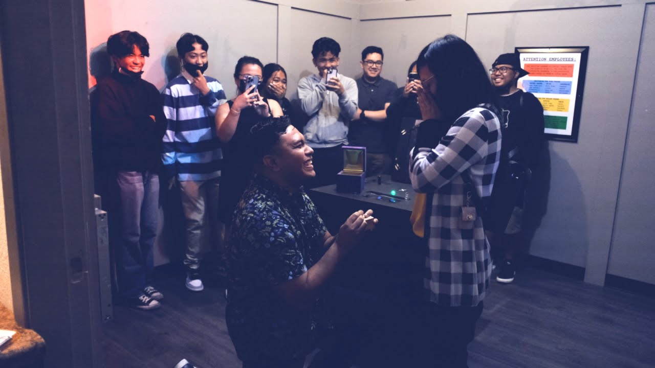 Mark Proposes to Lea