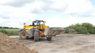 Suffolk Young Farmers - Muck Move 2016