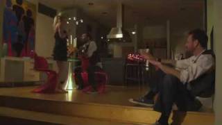 Love Lock Down/ February Blue.. screenshot 3