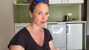 How to change a gut E string - the knot