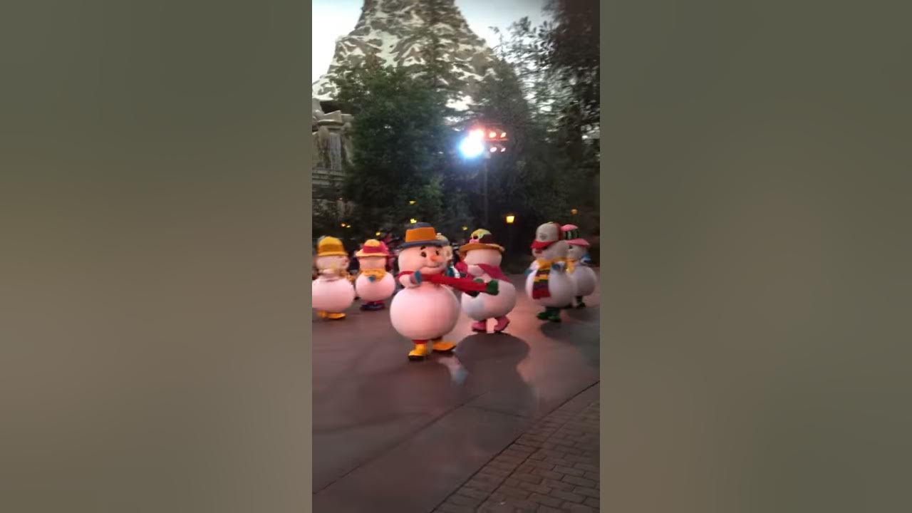 Disney Holiday Parade 2 YouTube