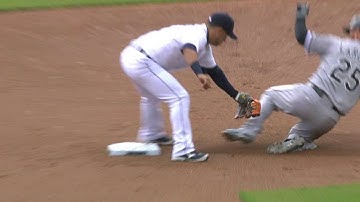 CWS@DET: Cabrera turns smooth double play in the 2nd