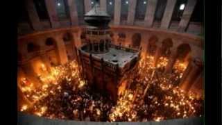 'Holy Fire' lights up Jerusalem church for Easter.avi'