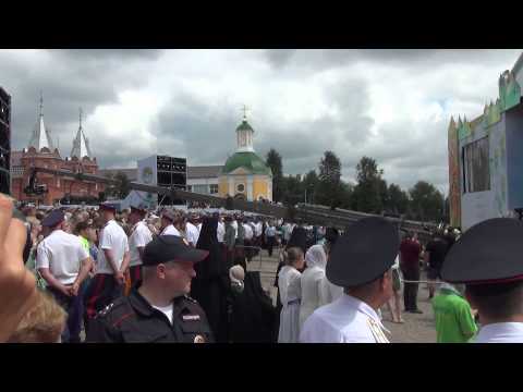 Сергей Безруков (От чего так в России березы шумят...)