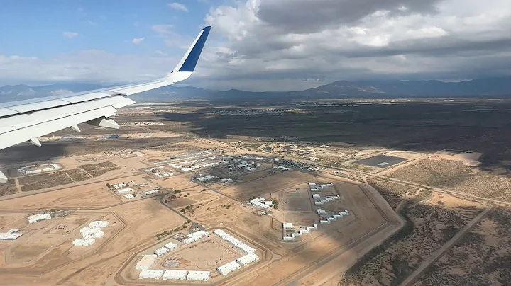 Tucson, Arizona - Landing at Tucson International Airport