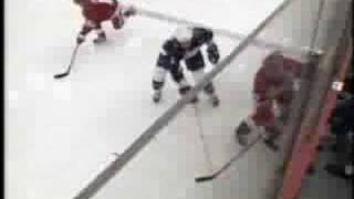 Pavel Datsyuk no-look pass to Henrik Zetterberg