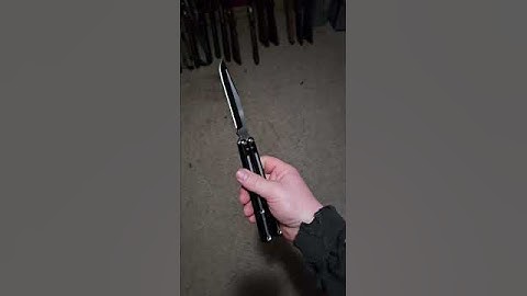 Fastest way to open a balisong! Beginner moves #balisong #butterflyknife #satisfying #blade #edc
